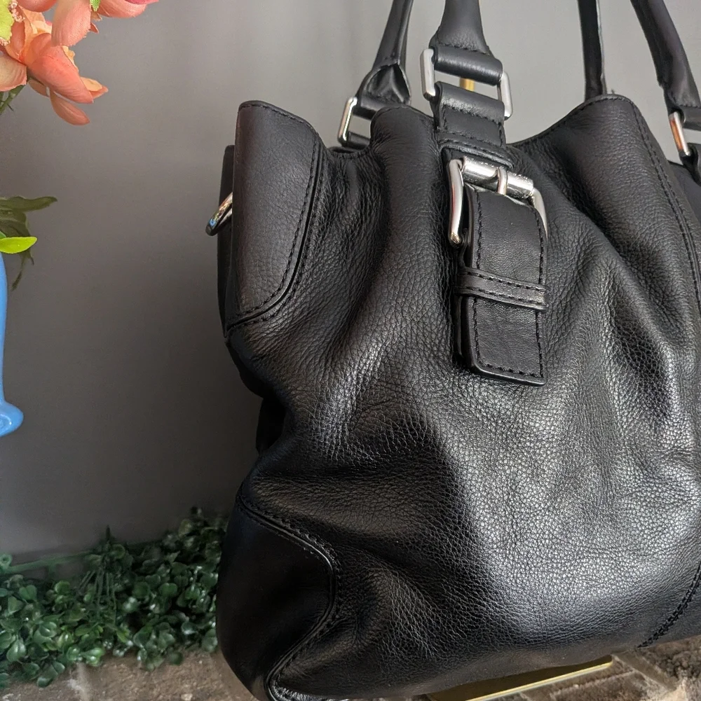 Michael Kors Grayson Black Leather Handbag Silver Hardware - Picture 4 of 16